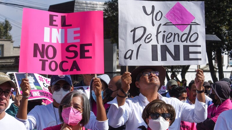 Marcha en defensa del INE
