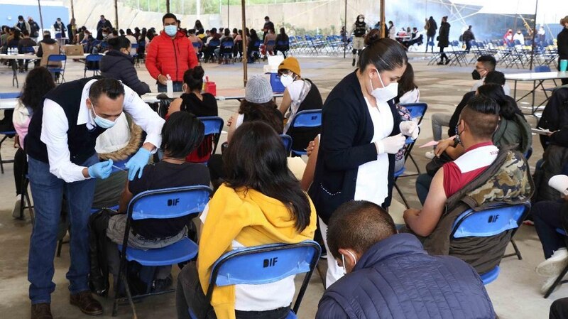 Jornada de vacunación contra el COVID-19 en México