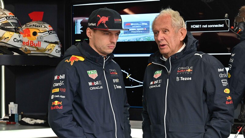 Max Verstappen y Helmut Marko en el Gran Premio de Canadá 2022