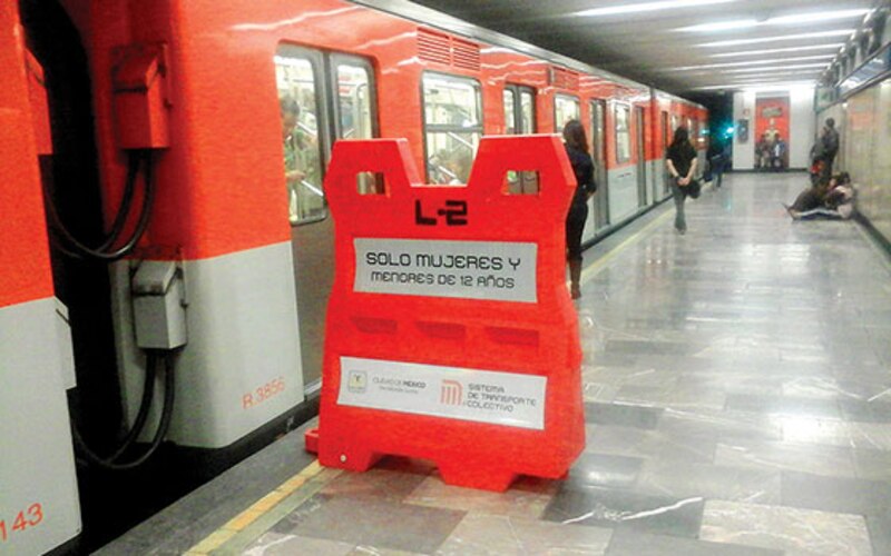 Tren en la estación