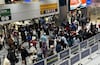 Estiman 4,400 vuelos cancelados al día en 40 aeropuertos de 24 estados de EU    