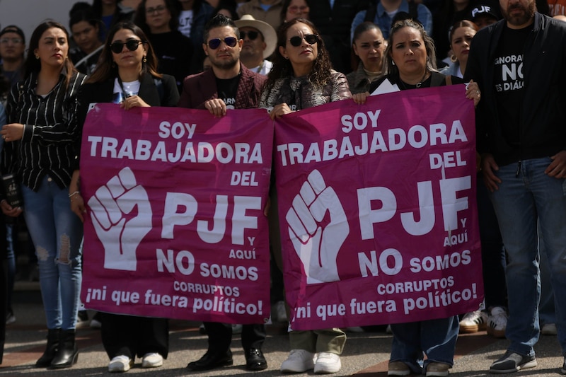 Title: Trabajadoras del PJF se manifiestan en contra de la corrupción