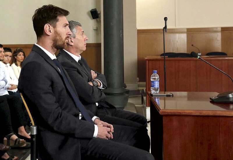 Lionel Messi y su padre son condenados a 21 meses de cárcel por fraude fiscal