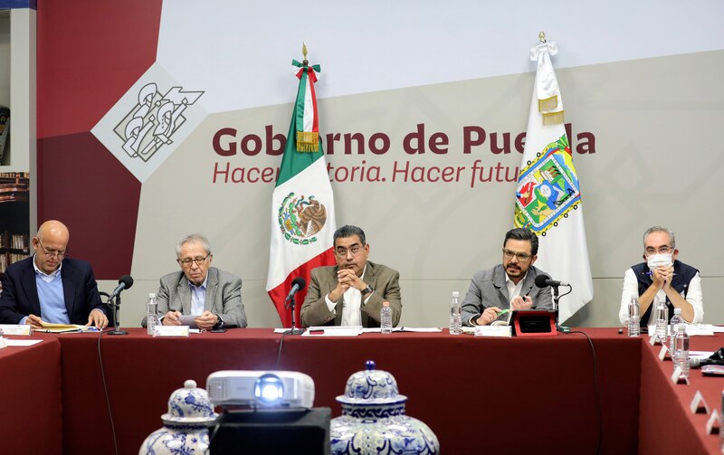 Reunión de trabajo del gobernador de Puebla con su gabinete