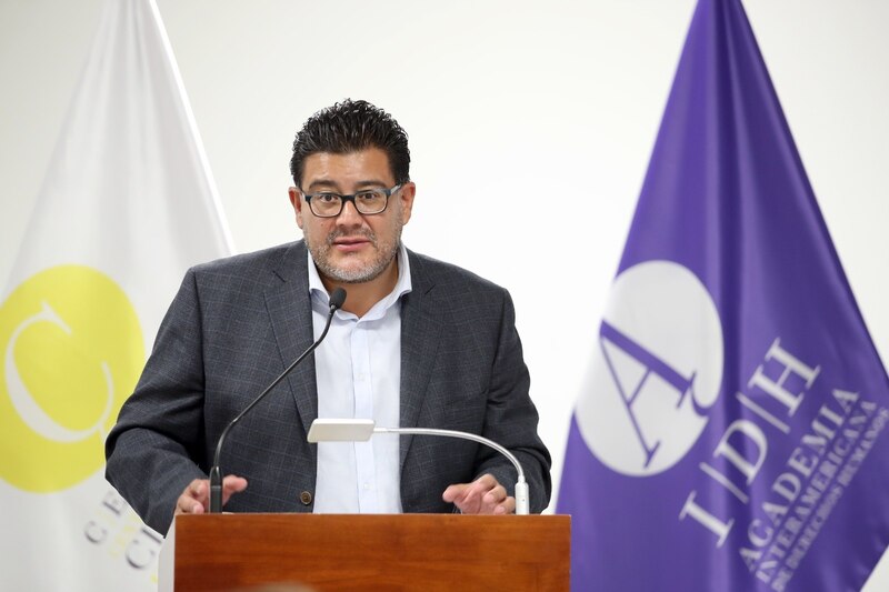 El presidente de la Academia Mexicana de la Lengua, Gonzalo Celorio, durante una conferencia de prensa.