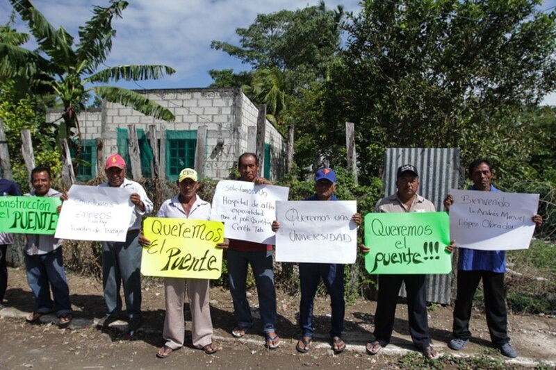 Protesta por la construcción de un puente