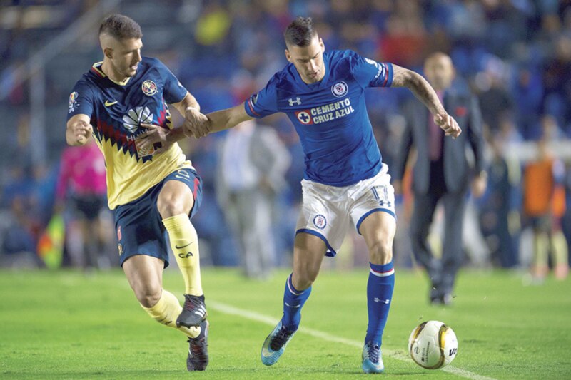 ¡Jugadores de fútbol en acción!