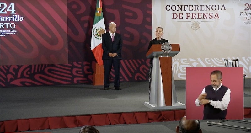 El presidente López Obrador y la secretaria de Gobernación, Olga Sánchez Cordero, dan una conferencia de prensa.