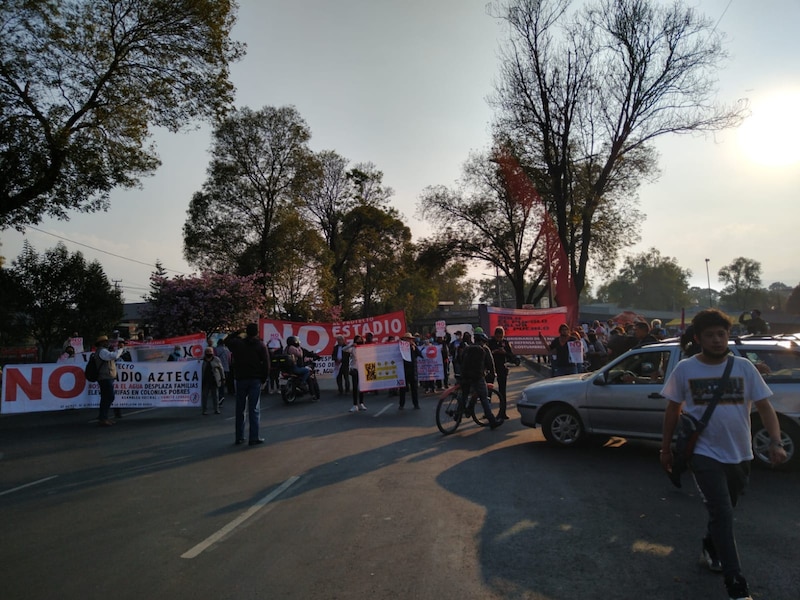 Protesta contra la construcción de un estadio en un parque público