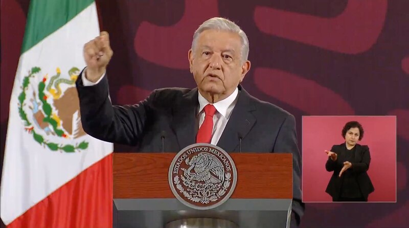 El presidente Andrés Manuel López Obrador da un discurso.