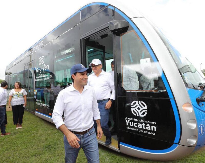 El gobernador Mauricio Vila inaugura el nuevo sistema de transporte público Va-y-Ven en Yucatán