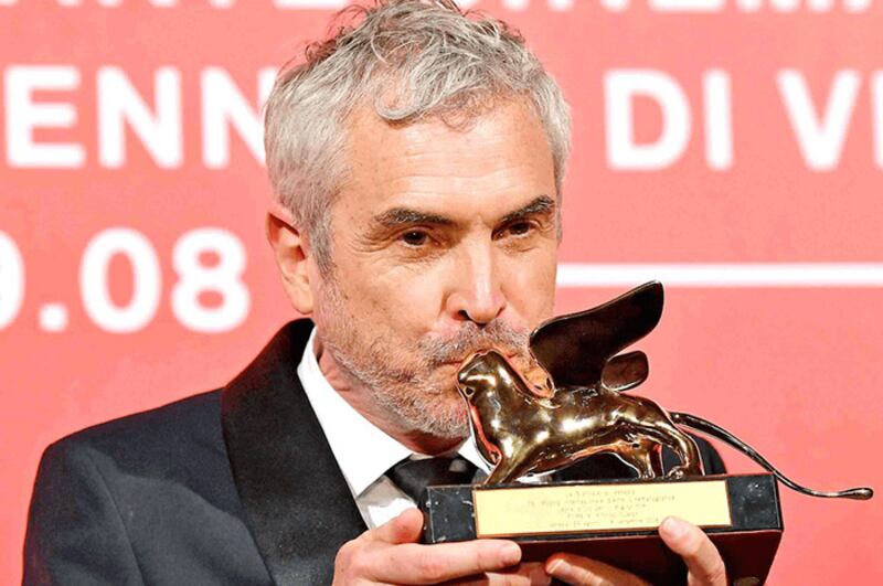 El actor Joaquin Phoenix gana el León de Oro en el Festival de Cine de Venecia