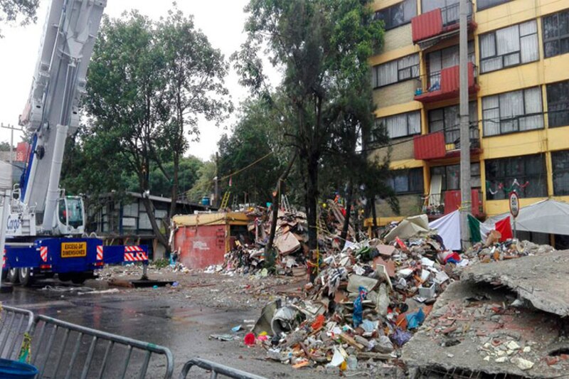 Rescate tras el terremoto de México