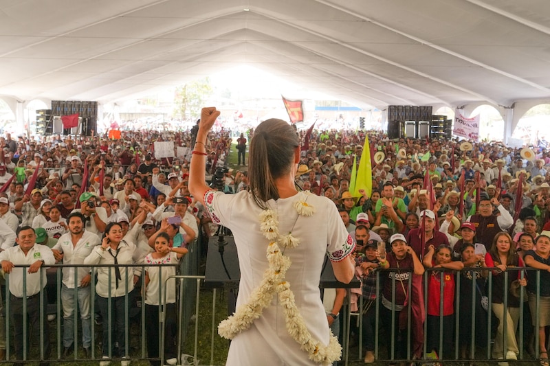 AMLO en un mitin en México