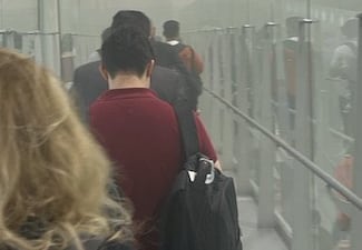 Presencia de humo en la Terminal 2 del AICM activó protocolos de emergencia