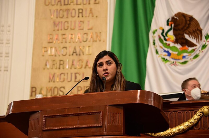 La diputada mexicana Margarita Zavala da un discurso en el Congreso.