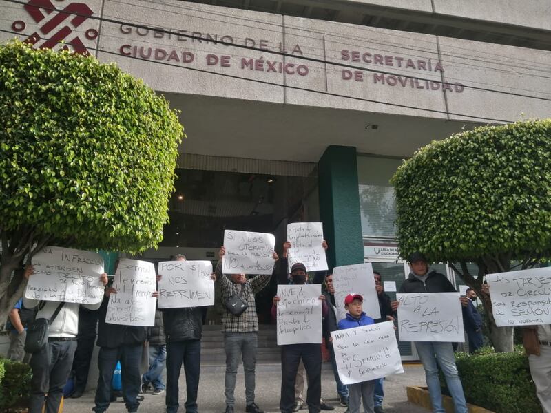 Protesta contra la secretaría de movilidad de la Ciudad de México