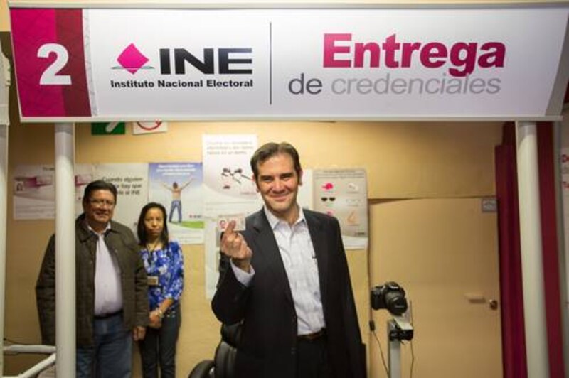 Entrega de credenciales del INE