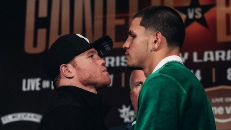 Canelo Álvarez y John Ryder se enfrentan en una intensa pelea