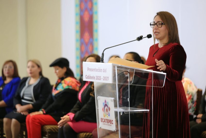 Azucena Cisneros Coss
