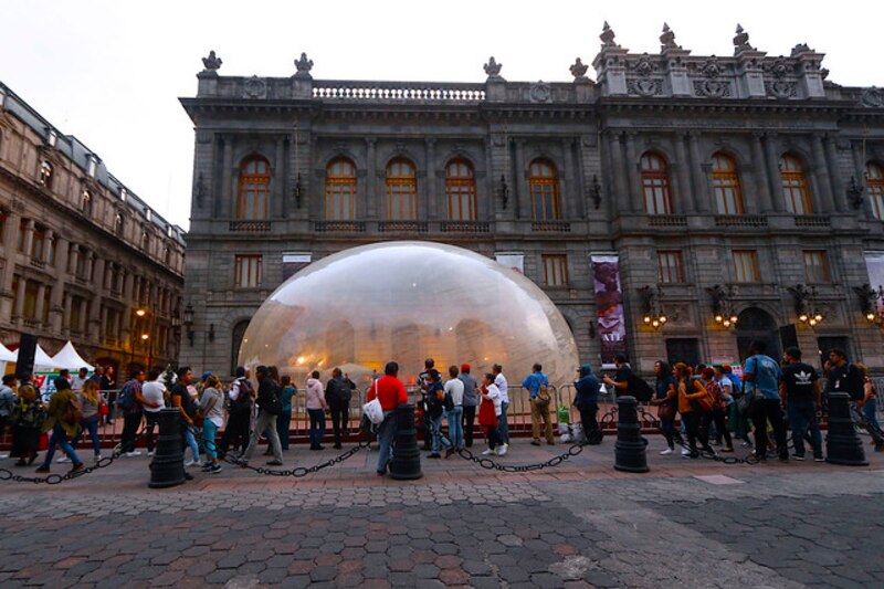 La burbuja de la Plaza de la República