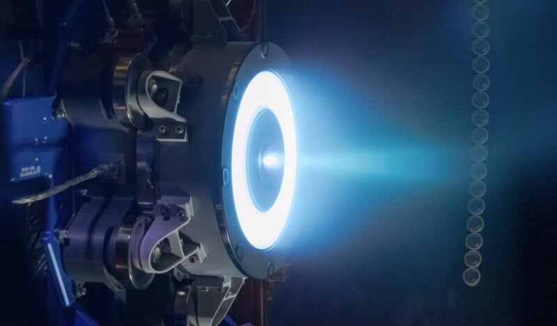 Motor de plasma experimental