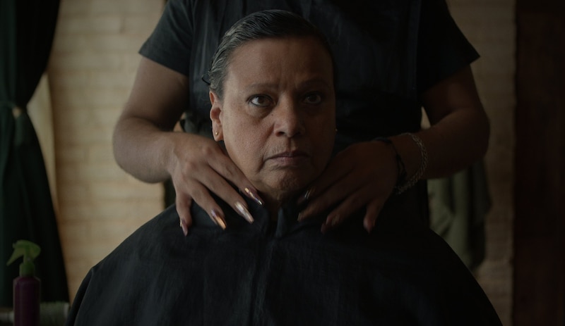 Mujer en una peluquería