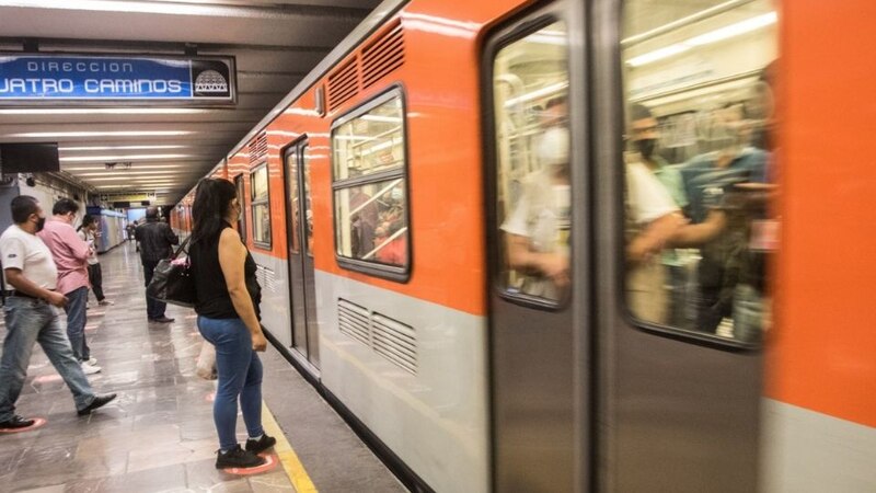 Tren en la estación