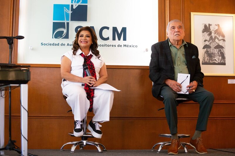 Armando Manzanero y María Conchita Alonso en la SACM