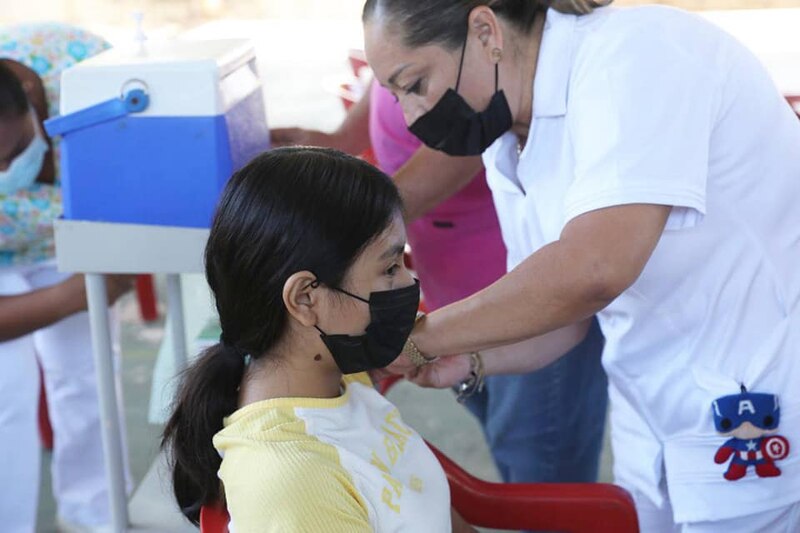 Vacunación contra el COVID-19 en México