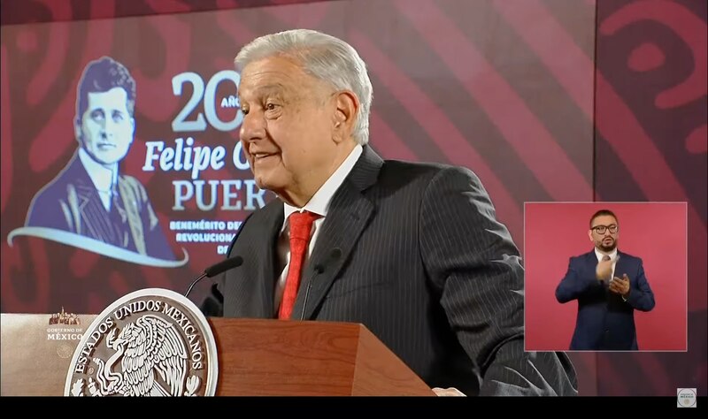 El presidente Andrés Manuel López Obrador encabeza la ceremonia del 106 aniversario de la Revolución Mexicana