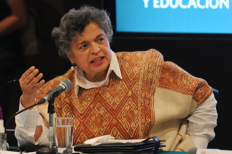 La escritora mexicana Elena Poniatowska durante una conferencia.