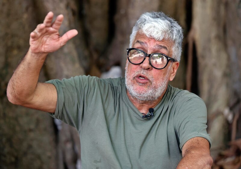 El escritor Mario Vargas Llosa durante una entrevista.