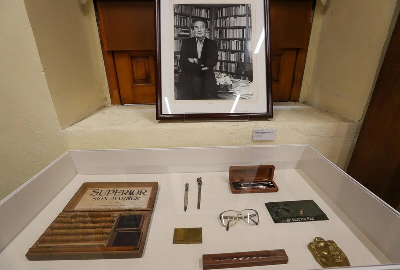 El escritorio de Octavio Paz