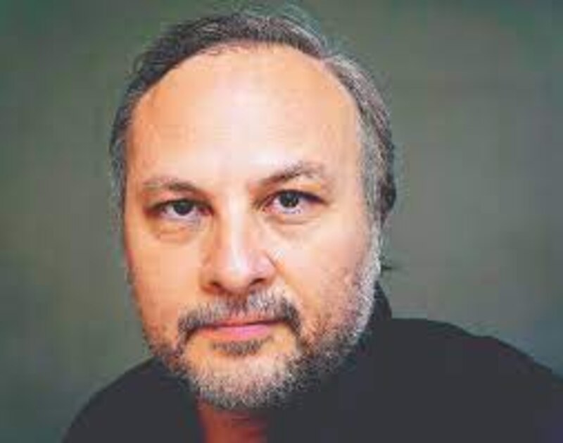 El escritor Salman Rushdie