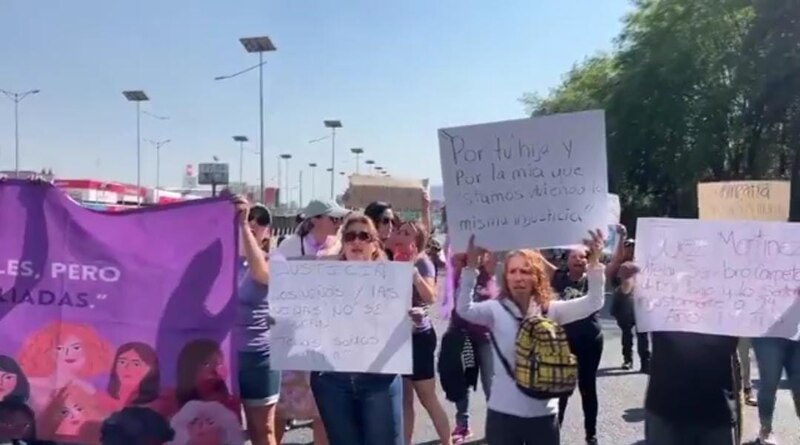 Protesta de mujeres en México exigen justicia por los feminicidios