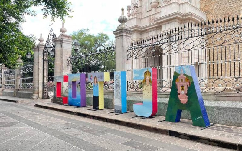 Letrero con el nombre de Celaya, Guanajuato, México.