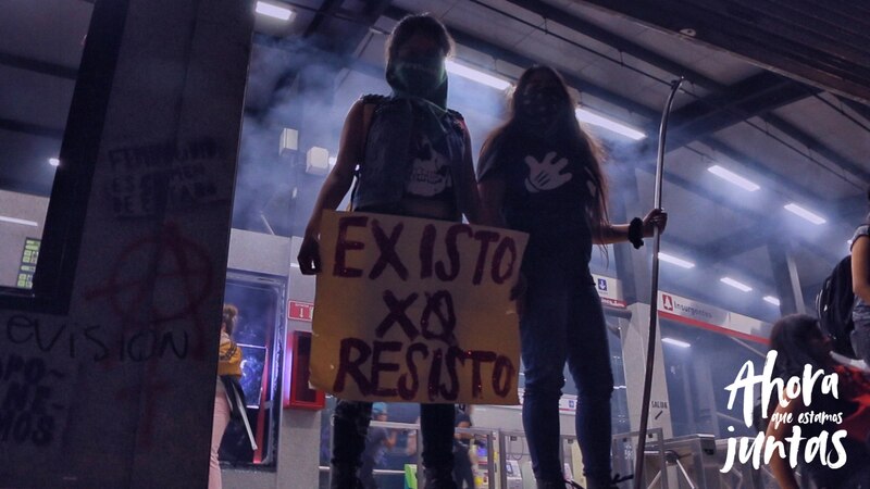 Protesta en la estación de metro de Insurgentes