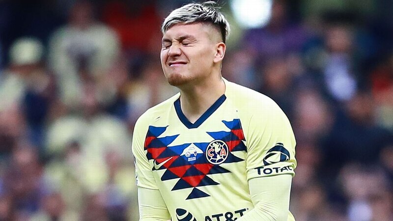 Jugador de fútbol lesionado