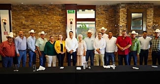 Javier Lamarque se reúne con trabajadores y alcaldes de la Sierra de Sonora