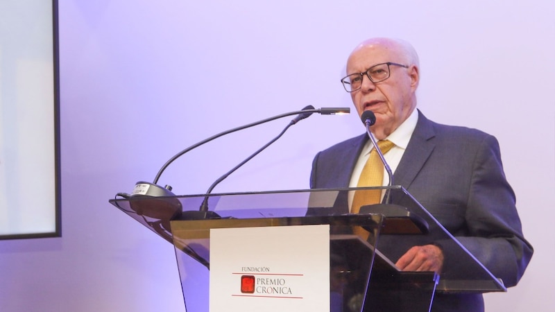 El presidente de la Fundación Crónica, Jacobo Zabludovsky, durante la entrega del Premio Crónica 2019.