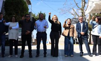 Inicia Gobierno de Huixquilucan 2026 con repavimentación de calle en la colonia El Olivo