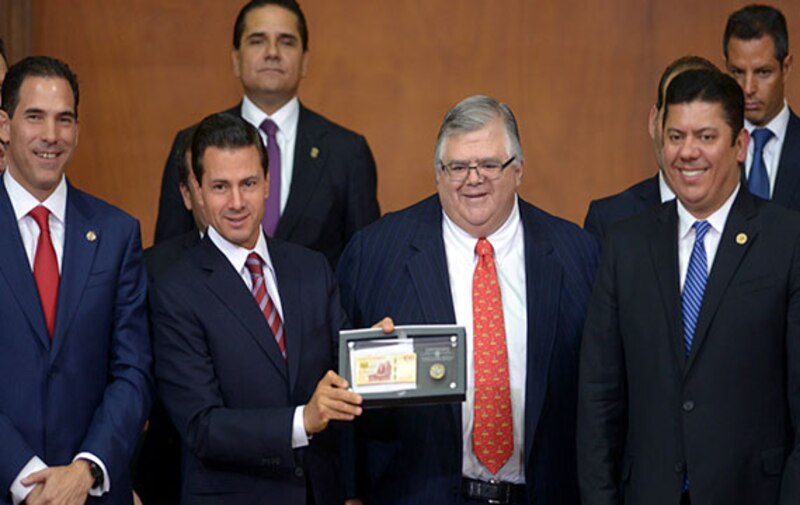 Entrega de la Medalla de Honor Belisario Domínguez a Carlos Slim