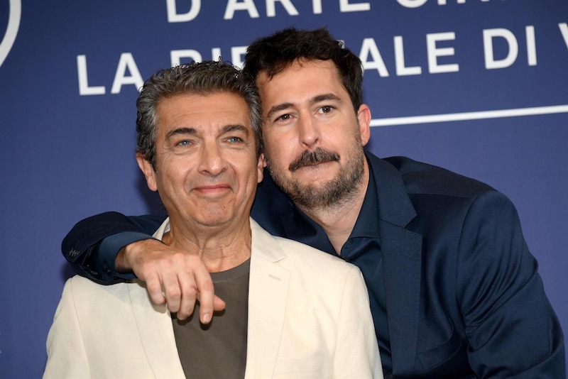 Javier Bardem y su hijo Leo en el Festival de Cine de Venecia