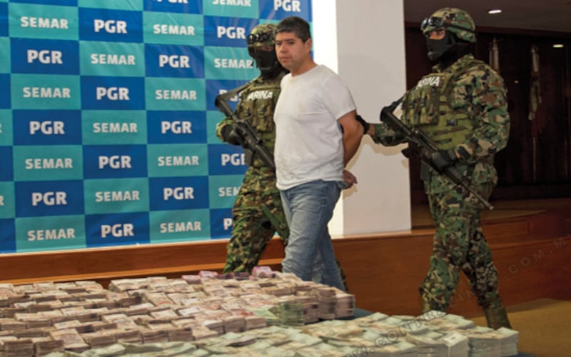 Detienen a contador de Los Zetas con 20 millones de pesos
