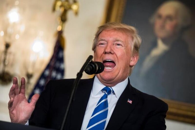 Donald Trump dando un discurso