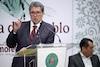 Denuncia Monreal presiones por iniciativa contra bebidas energizantes 