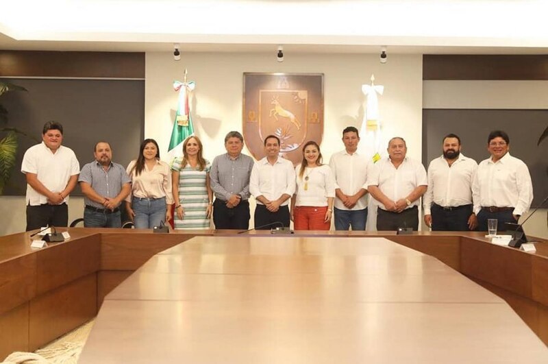Reunión de trabajo con productores agrícolas