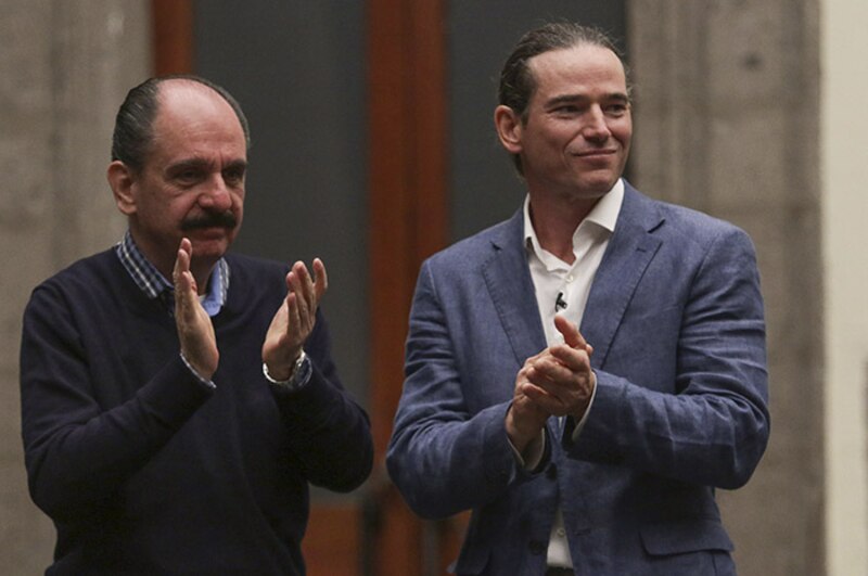 AMLO y Bartlett aplauden Reforma Eléctrica en el Senado