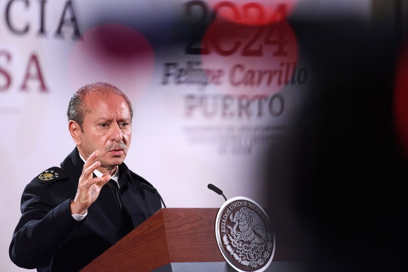 El presidente de México, Andrés Manuel López Obrador, pronuncia un discurso durante una conferencia de prensa en el Palacio Nacional.